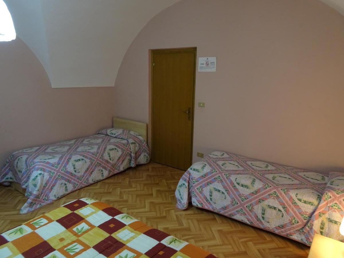 B&B San Valentino Giovo Eksteriør billede