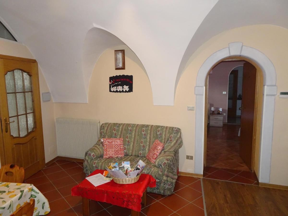 B&B San Valentino Giovo Eksteriør billede